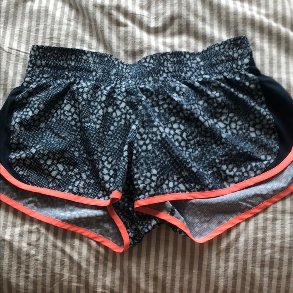Nike running short